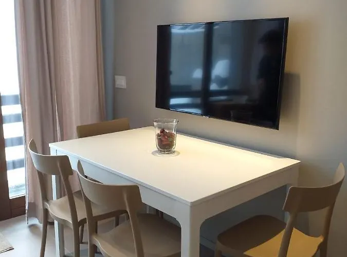 Achillea Alpina Cervinia Vda Vacanze In Vetta Cir 0249 アパート